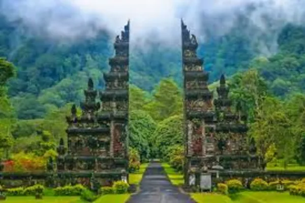 Trip to Bedugul - Bali Handara Gate